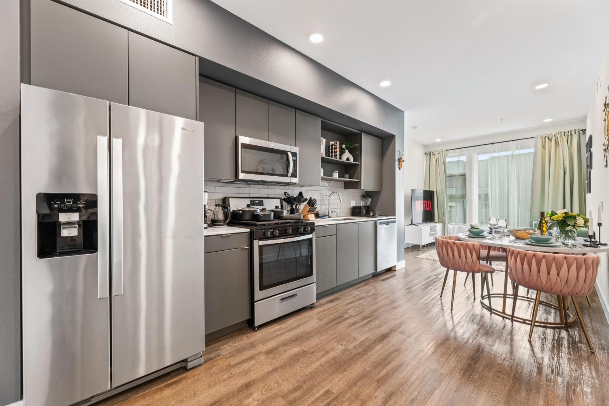 Apartment Serenity 2bd Haven In Hollywood!free Parking & Pool! Los Angeles